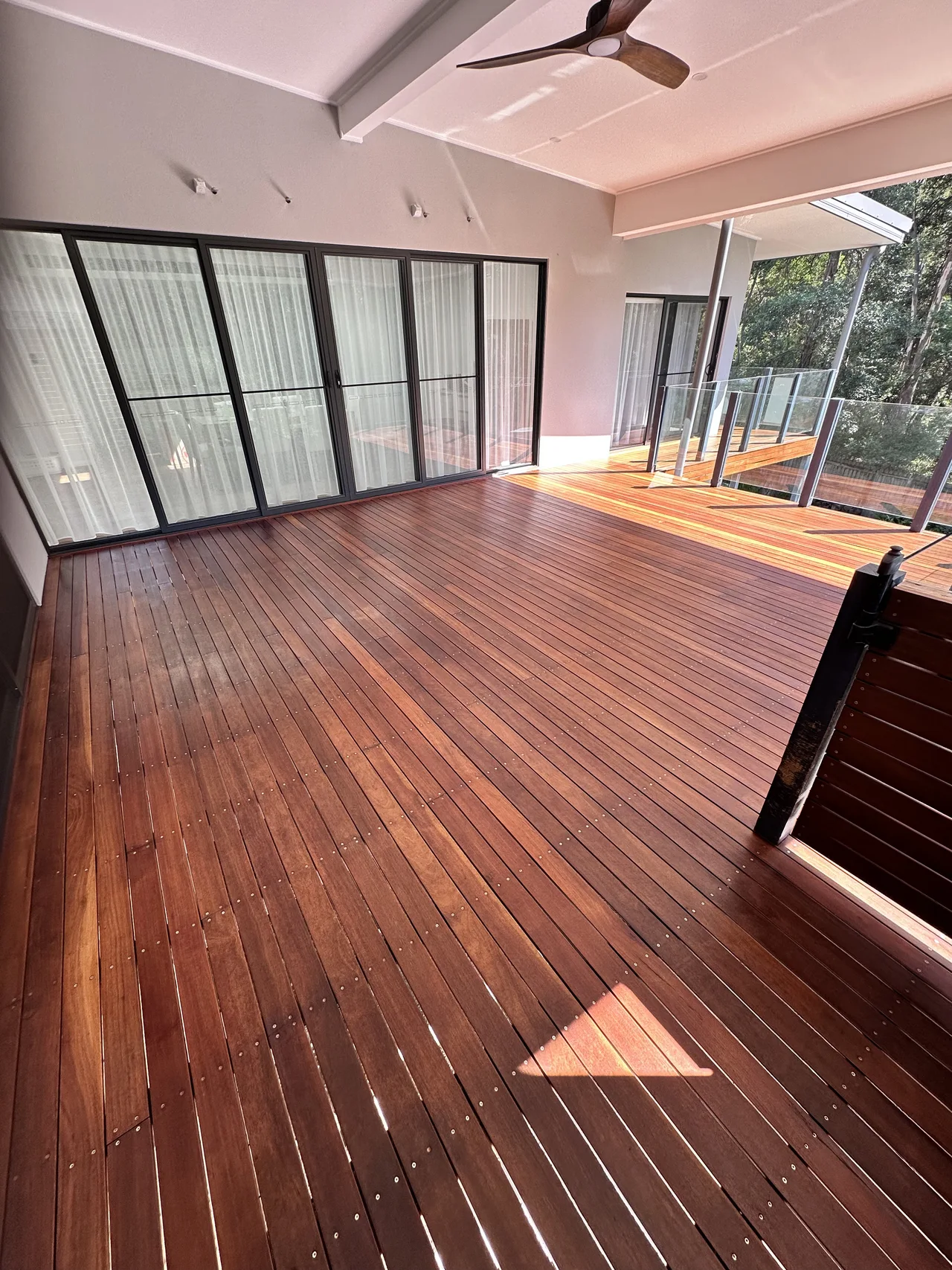 Deck Restoration in Freshwater after